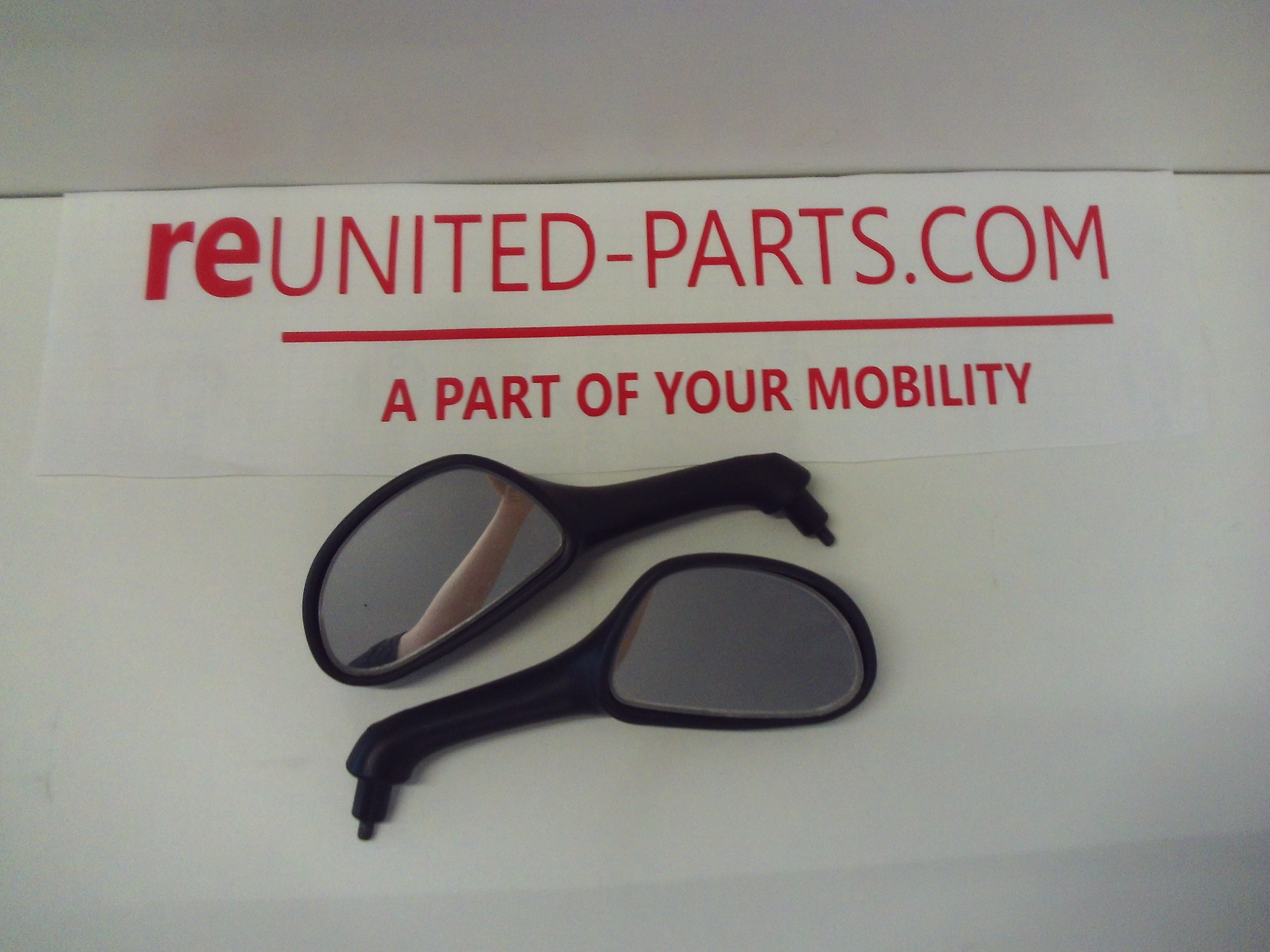 Gilera Runner 50/150ccm Spiegel Paar rechts/Links