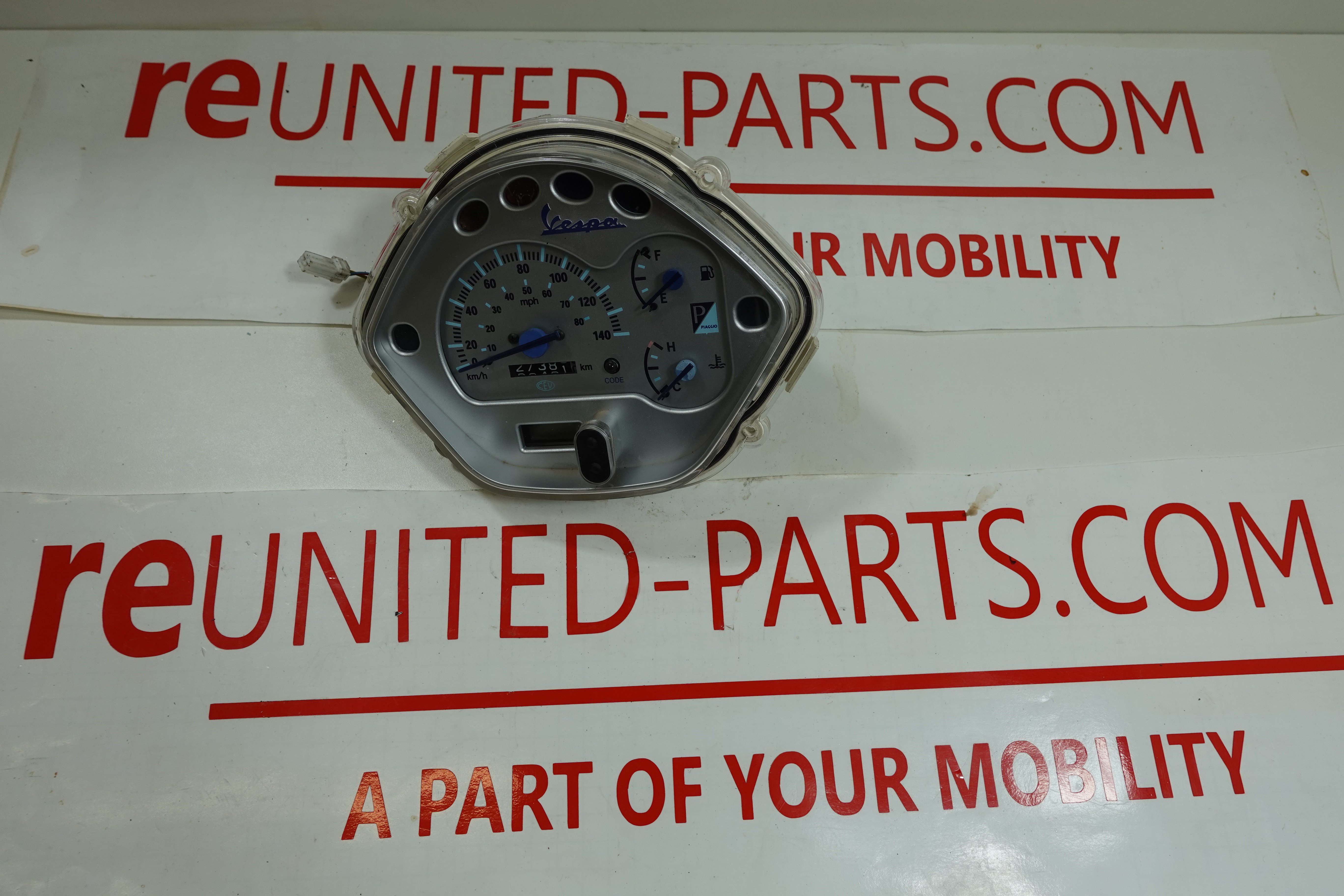 Vespa Piaggio GTS 125 | Tachometer, Armatureneinheit, Cockpit, Kilometerzähler, Tacho