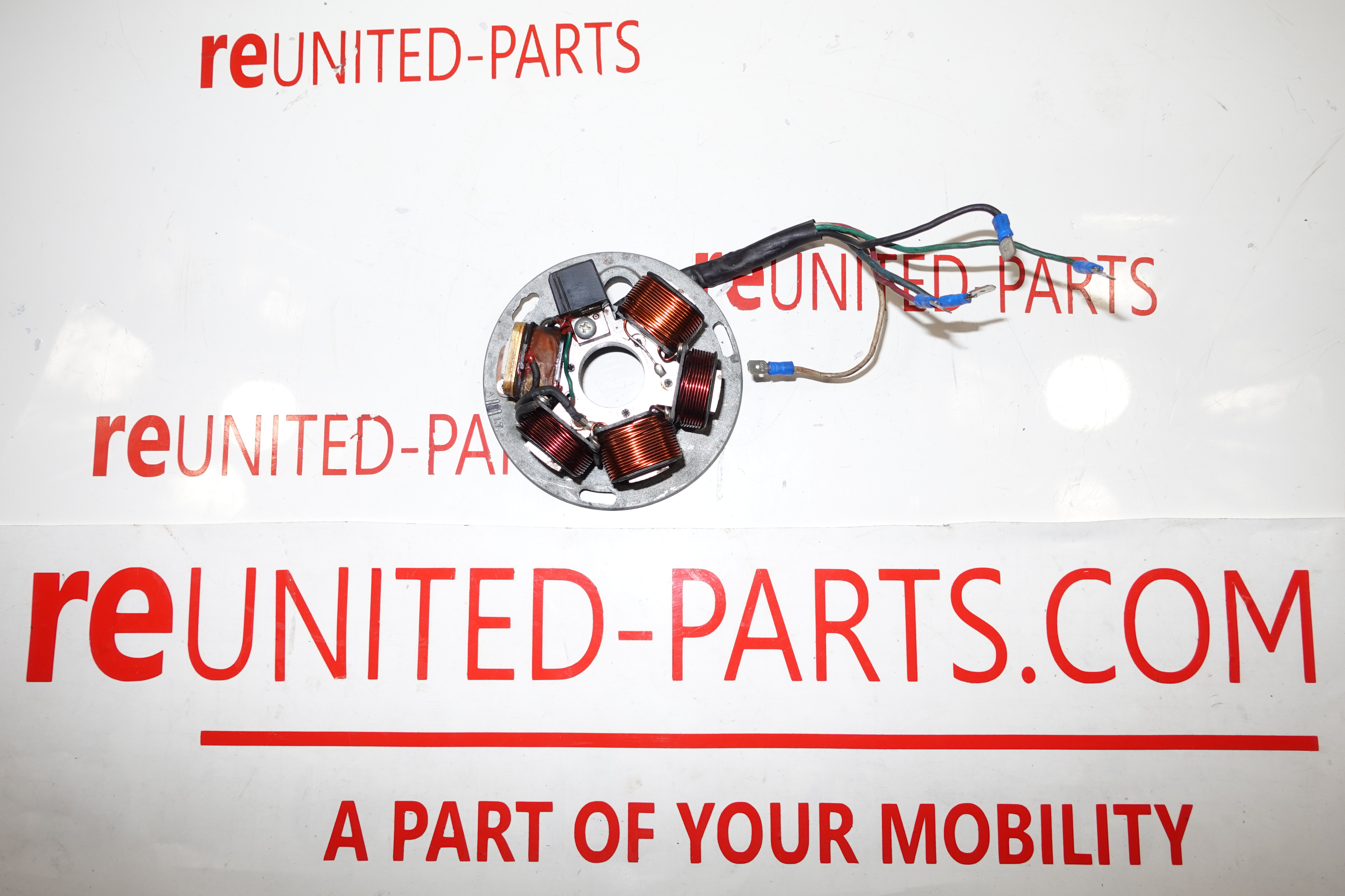 Vespa Piaggio PX 80-200 | Zündgrundplatte, ZGP CEM 135 A/2 mit 5 Kabel